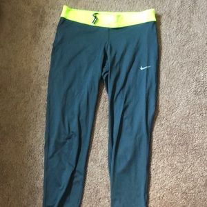 Nike workout leggings